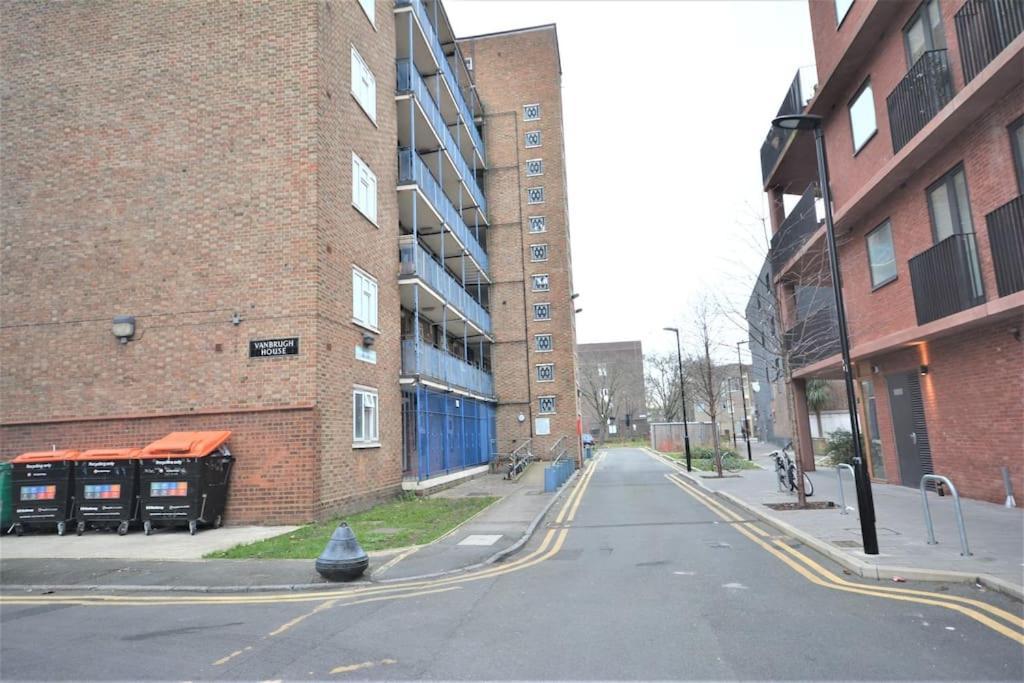 London Zone2 Classic 3 Bedroom Екстер'єр фото
